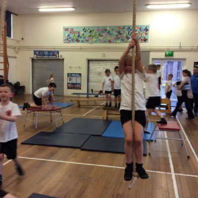 Class 6 final session with the gymnastics course.